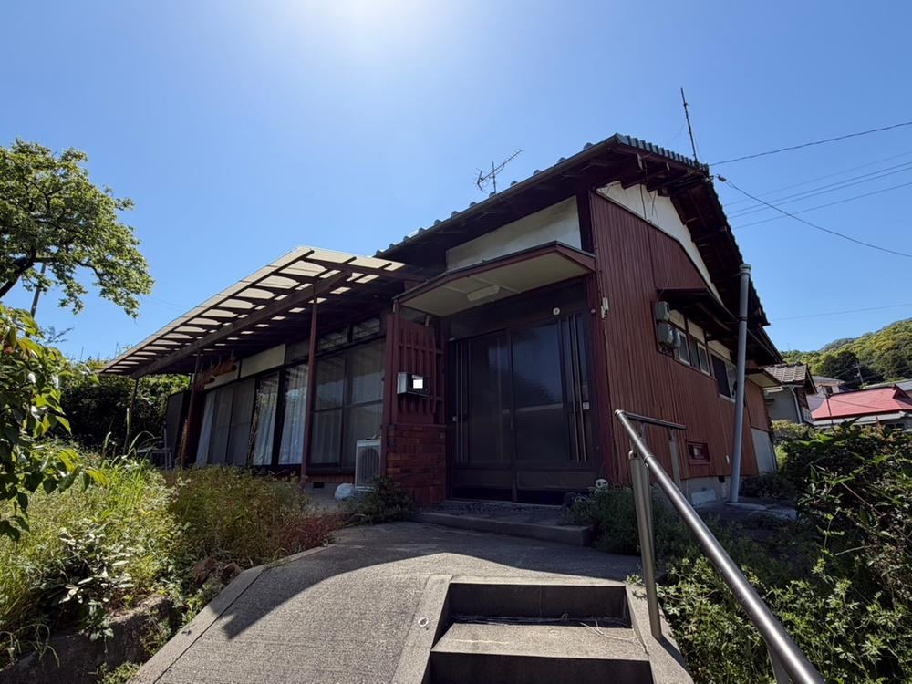 5DK house in Tamano, Okayama - Photo 1