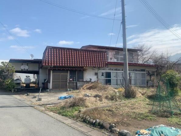 434 m² land in Kaminoyama, Yamagata - Photo 1