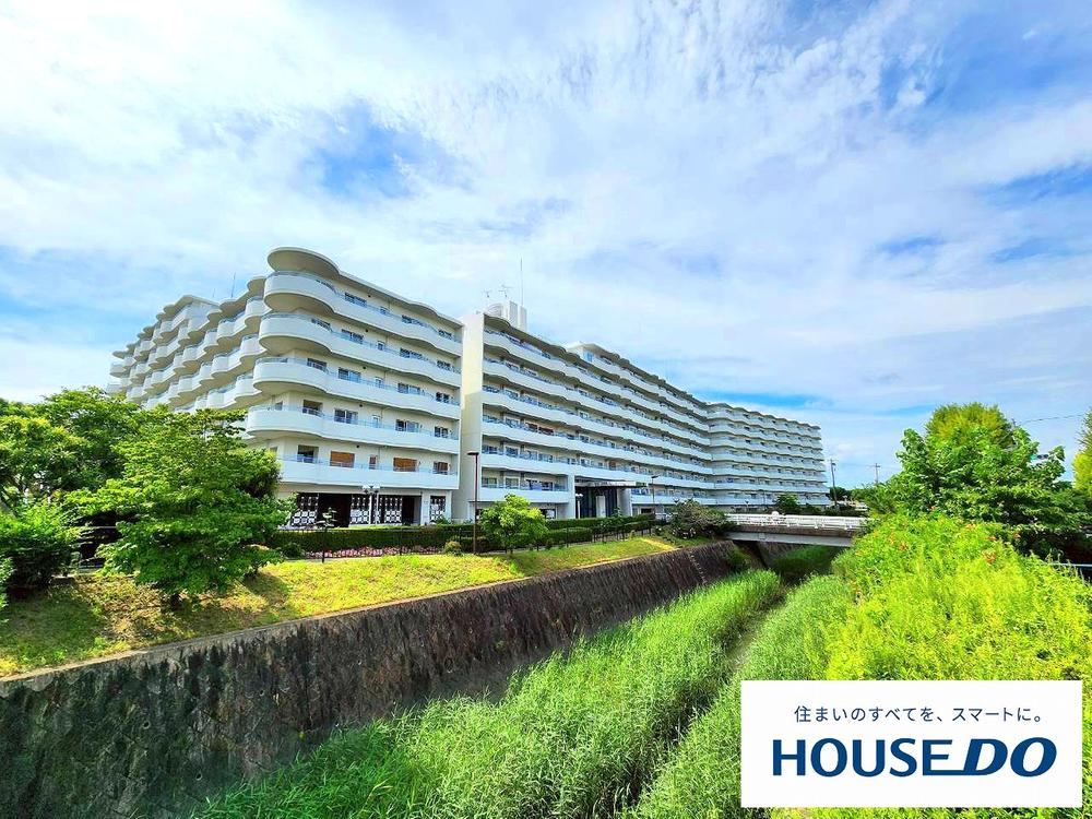 3LDK apartment in Hirakata, Osaka - Photo 1