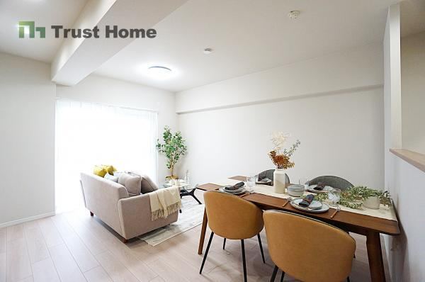 3LDK apartment in Suita, Osaka - Photo 1
