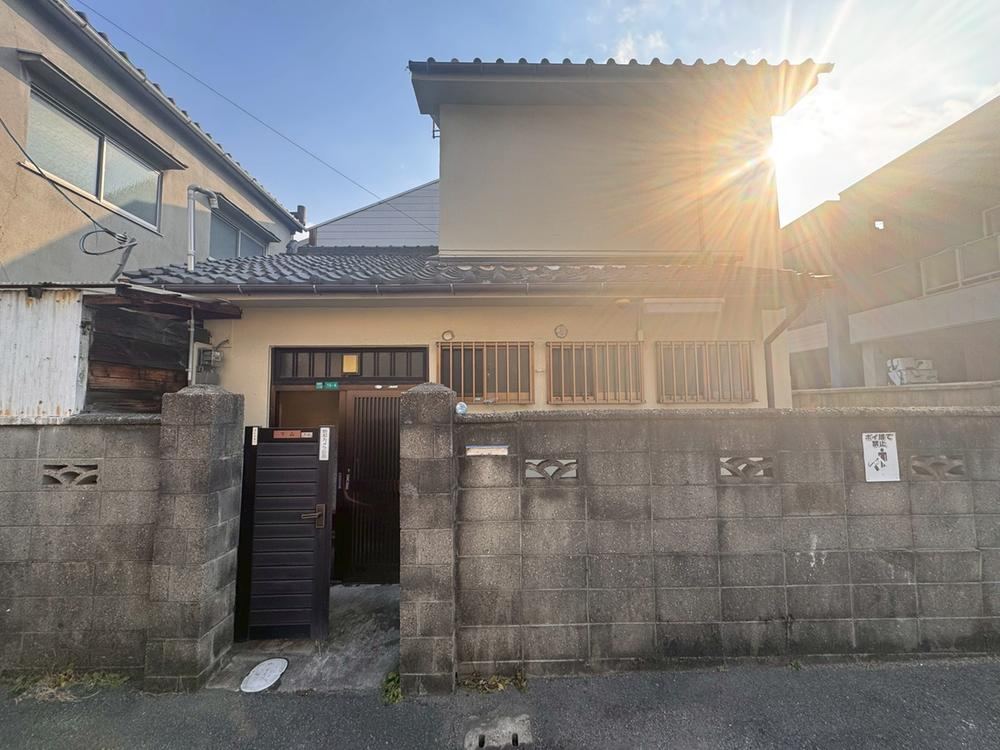 3DK house in Hirano Ward, Osaka - Photo 1