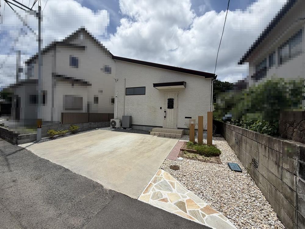 4LDK house in Kure, Hiroshima - Photo 1