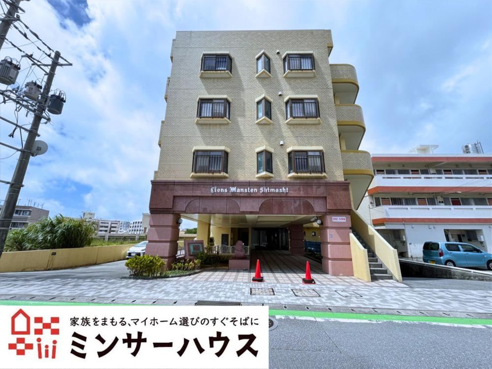 3LDK apartment in Ginowan, Okinawa - Photo 1