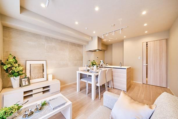 1LDK+S apartment in Chuo Ward, Tokyo - Photo 1