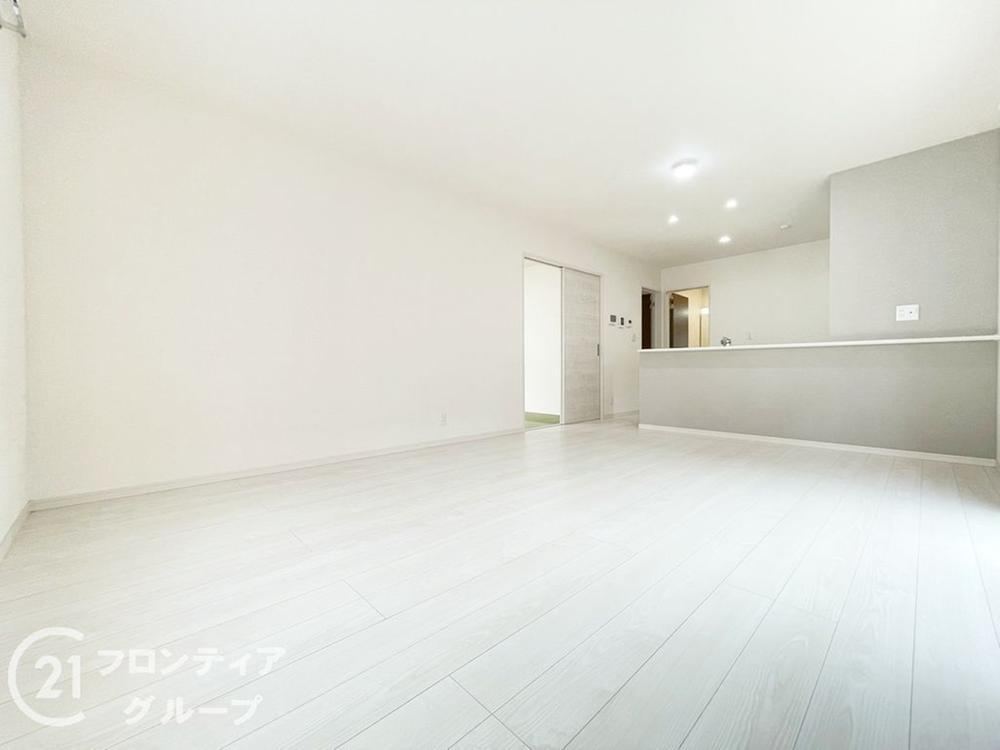4LDK house in Yamatotakada, Nara - Photo 1