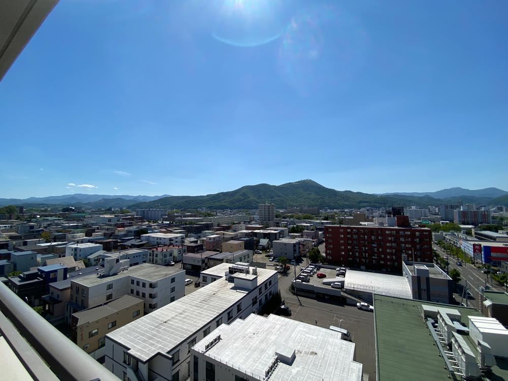 4LDK apartment in Toyohira Ward, Sapporo, Hokkaido - Photo 1