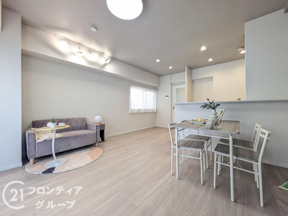 1LDK+S apartment in Hyogo Ward, Kobe, Hyogo - Photo 1