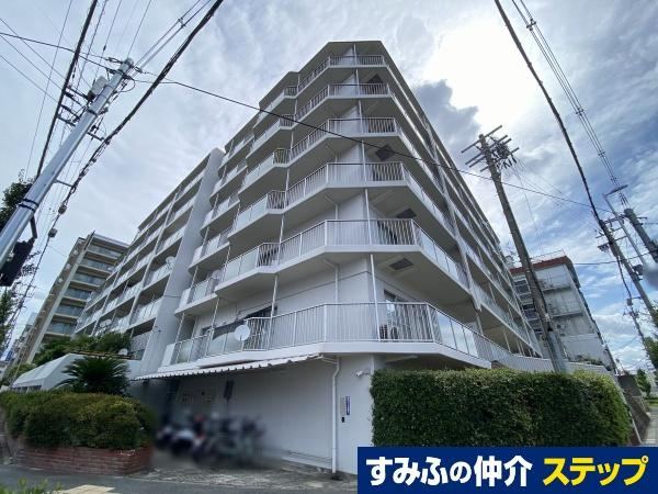 3LDK apartment in Toyonaka, Osaka - Photo 1