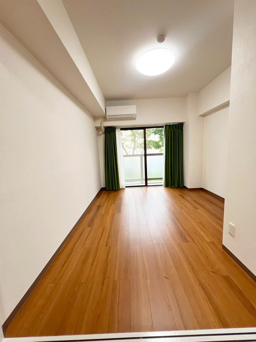 2LDK+S apartment in Hiratsuka, Kanagawa - Photo 1