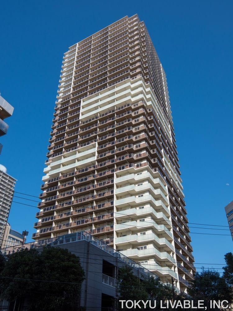 3LDK apartment in Saiwai Ward, Kawasaki, Kanagawa - Photo 1