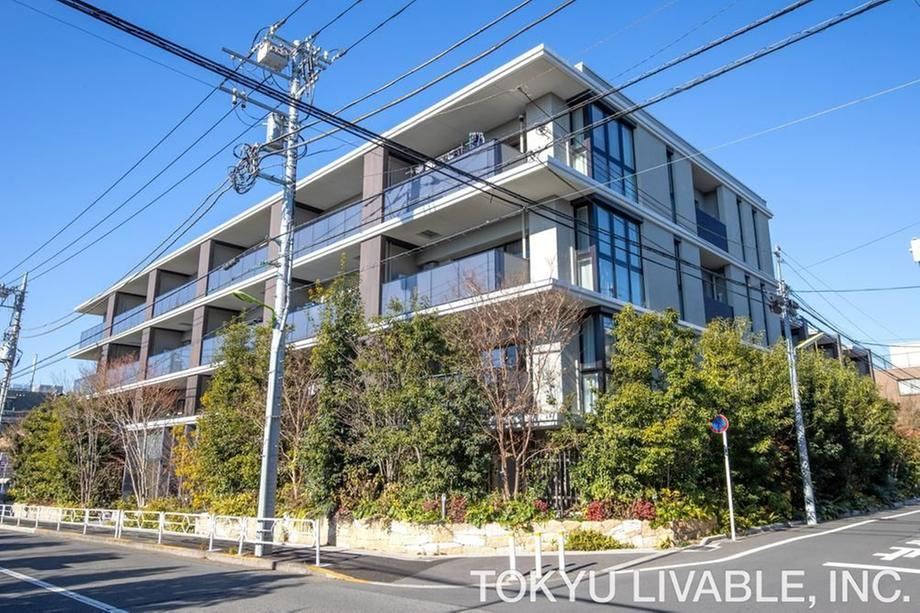 3LDK apartment in Setagaya Ward, Tokyo - Photo 1