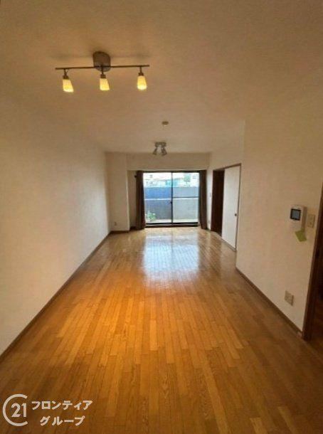 1LDK apartment in Nishi Ward, Sakai, Osaka - Photo 1