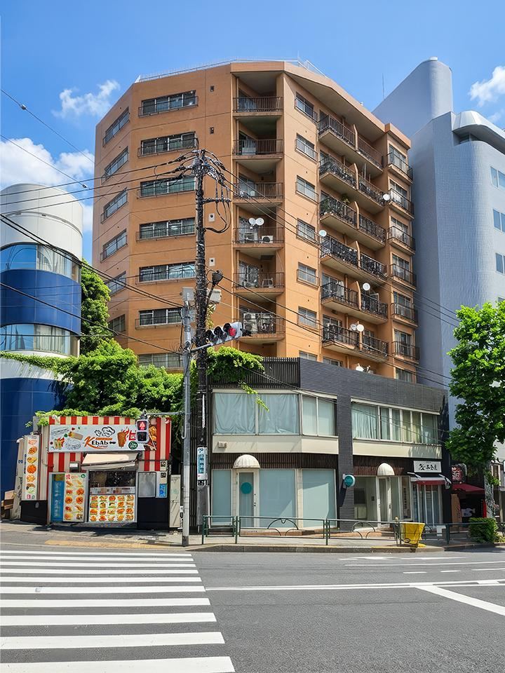 1DK apartment in Minato Ward, Tokyo - Photo 1