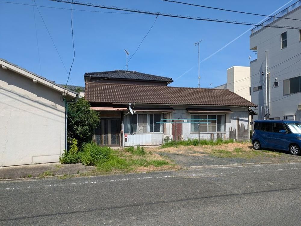 3DK house in Ube, Yamaguchi - Photo 1