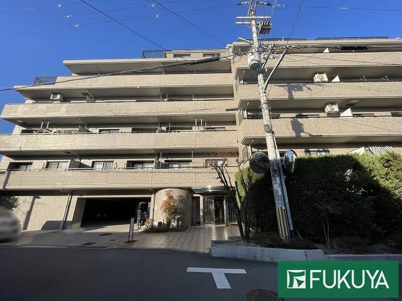 3LDK apartment in Daito, Osaka - Photo 1