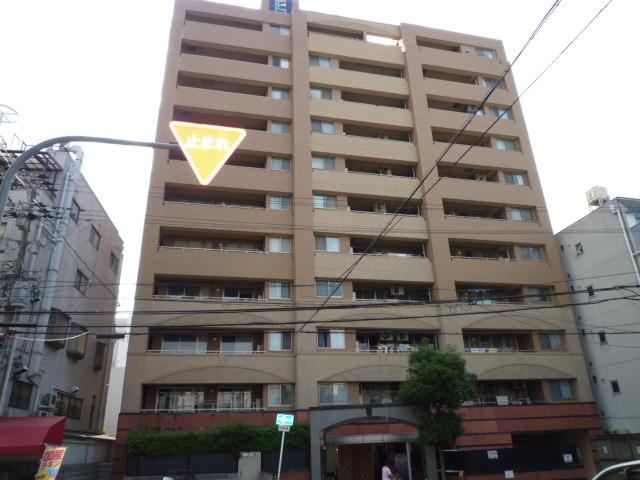 3LDK apartment in Kita Ward, Osaka - Photo 1
