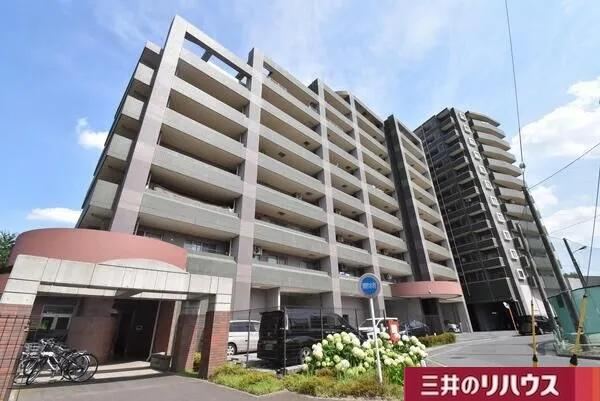 3LDK apartment in Asaka, Saitama - Photo 1