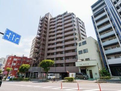 3LDK apartment in Shinagawa Ward, Tokyo - Photo 1