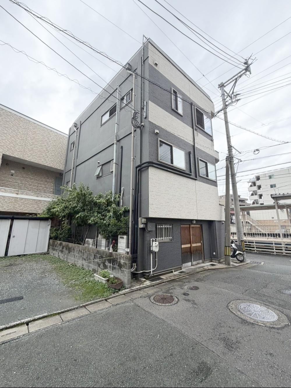 4LDK house in Minami Ward, Fukuoka - Photo 1