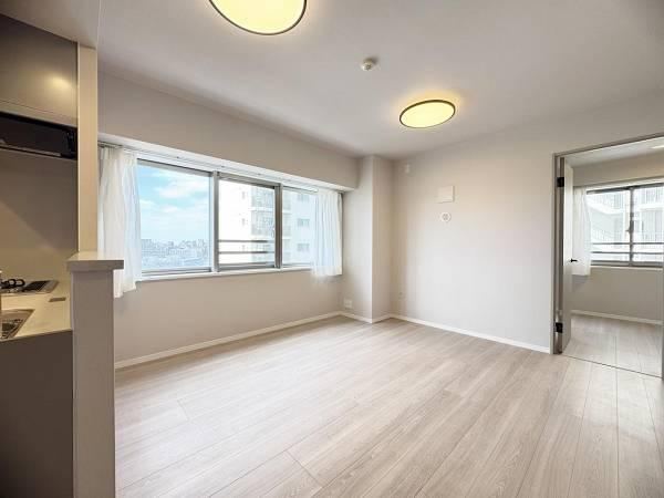 1LDK apartment in Shinjuku Ward, Tokyo - Photo 1