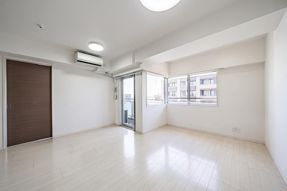 2LDK apartment in Arakawa Ward, Tokyo - Photo 1
