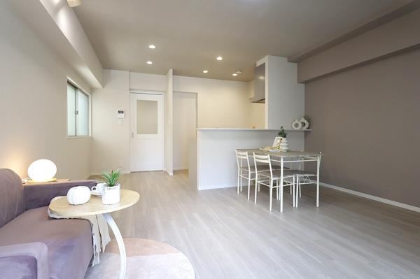 2LDK apartment in Hyogo Ward, Kobe, Hyogo - Photo 1