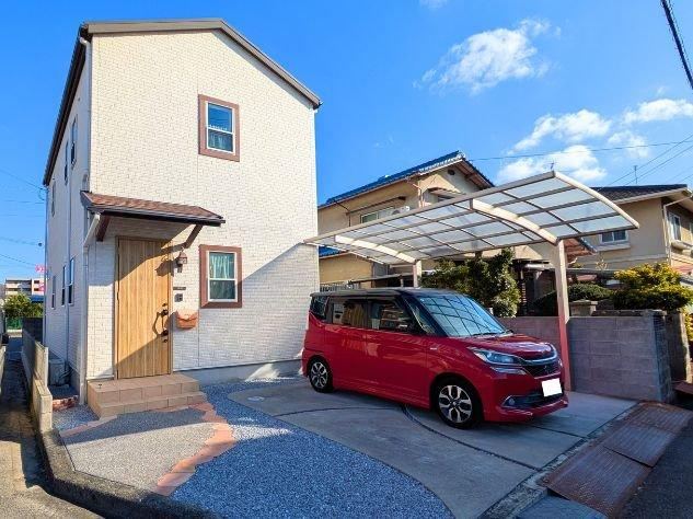 2LDK house in Matsuyama, Ehime - Photo 1