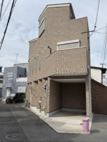 1LDK+2S house in Settsu, Osaka - Photo 1