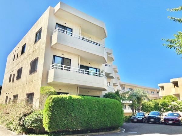 4LDK apartment in Zushi, Kanagawa - Photo 1
