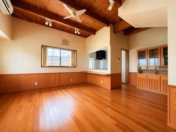 6LDK house in Kashihara, Nara - Photo 1