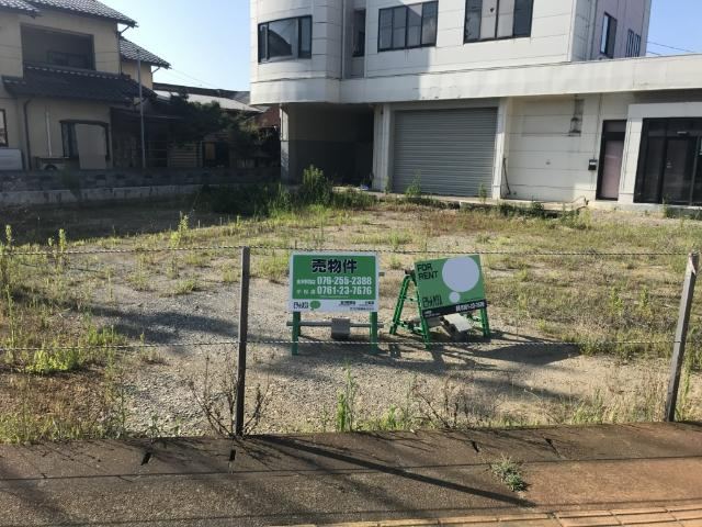 263 m² land in Komatsu, Ishikawa - Photo 1