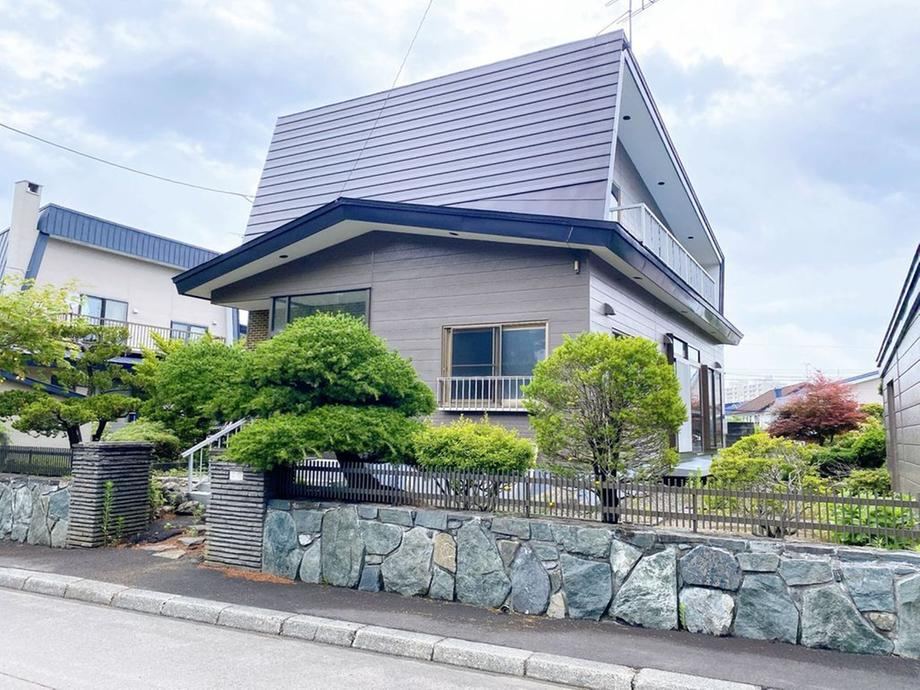 4LDK house in Kitahiroshima, Hokkaido - Photo 1