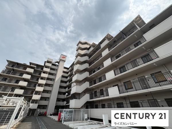 2LDK apartment in Izumi, Osaka - Photo 1