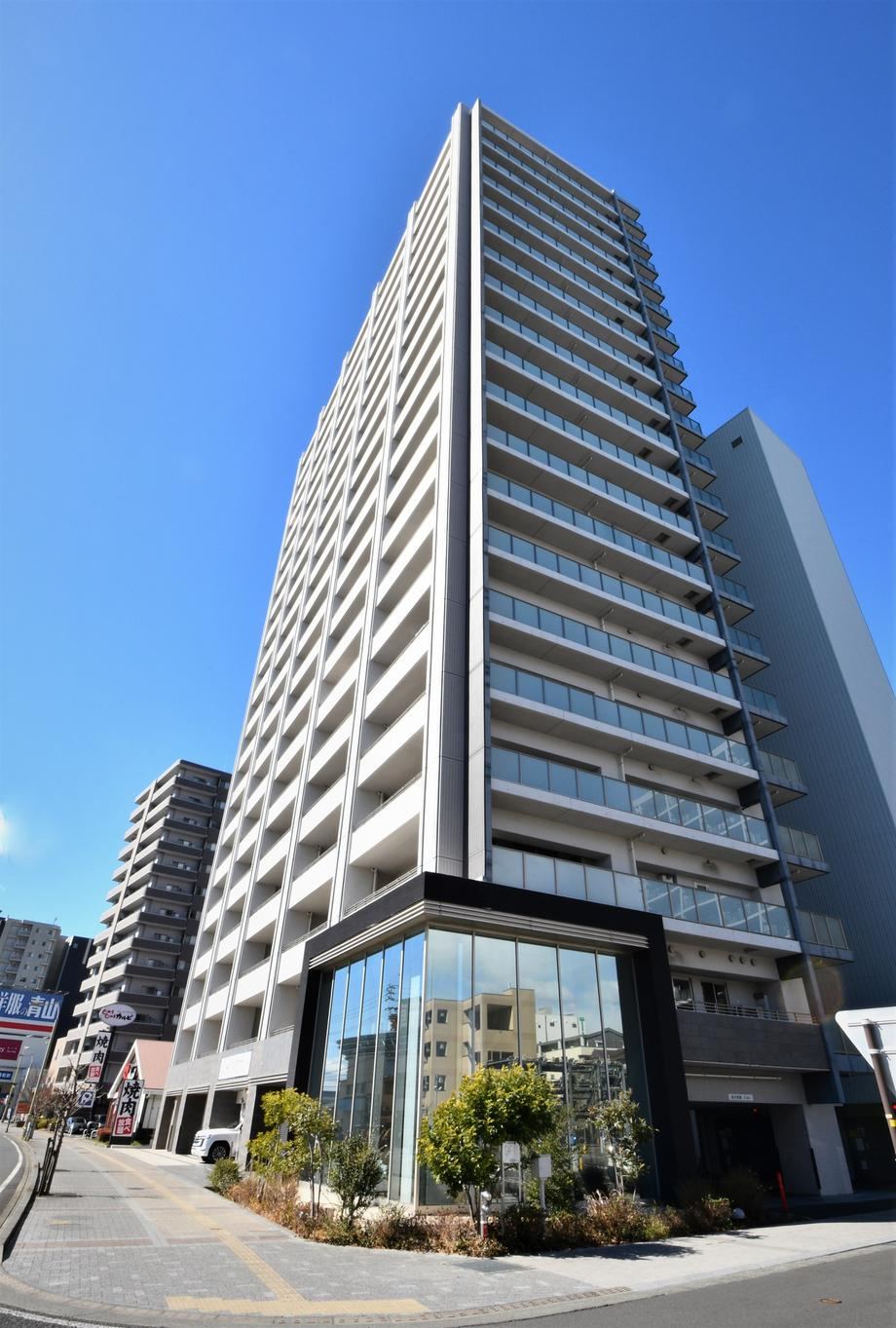 3LDK apartment in Suruga Ward, Shizuoka - Photo 1