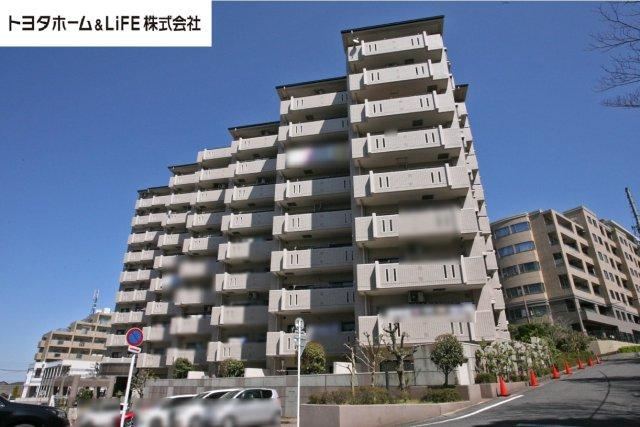 4LDK apartment in Nisshin, Aichi - Photo 1