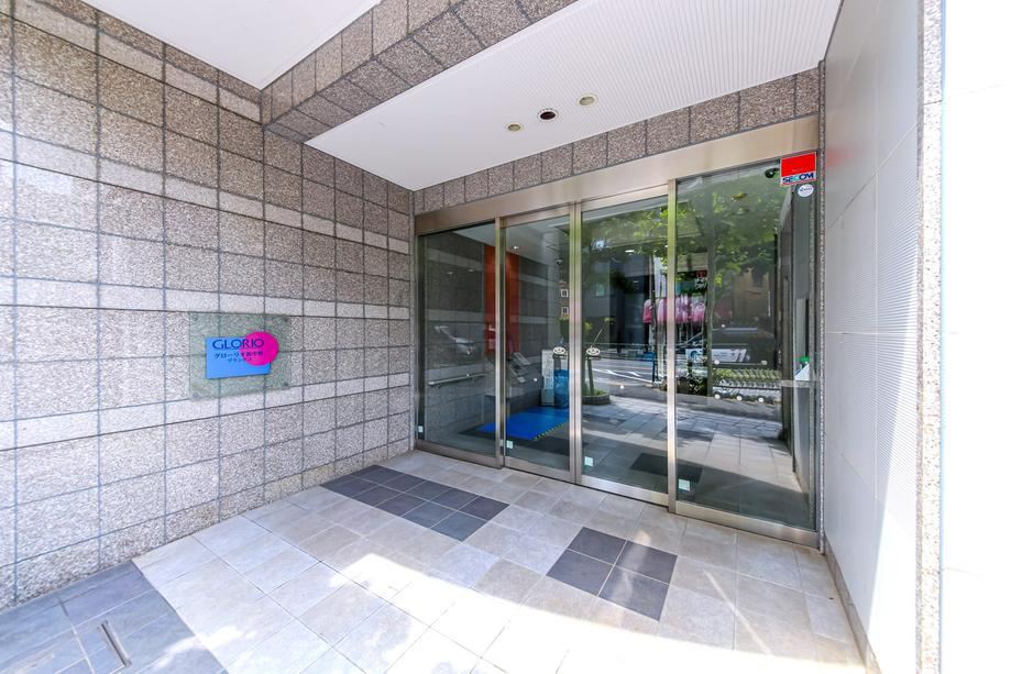 1LDK apartment in Nakano Ward, Tokyo - Photo 1