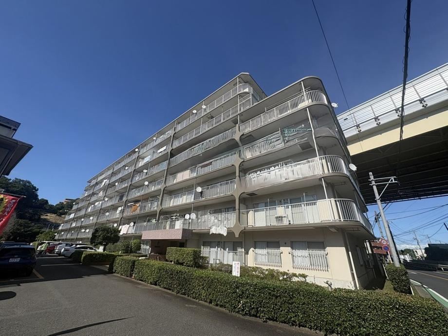 3LDK apartment in Kanagawa Ward, Yokohama, Kanagawa - Photo 1