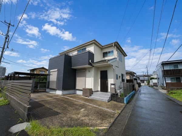 4LDK house in Higashi Ward, Kumamoto - Photo 1