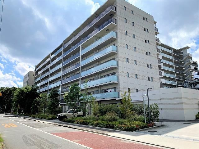3LDK apartment in Higashimurayama, Tokyo - Photo 1