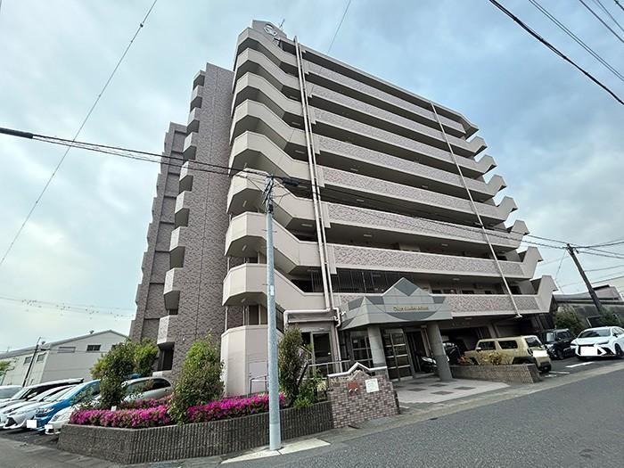3LDK apartment in Nishi Ward, Nagoya, Aichi - Photo 1