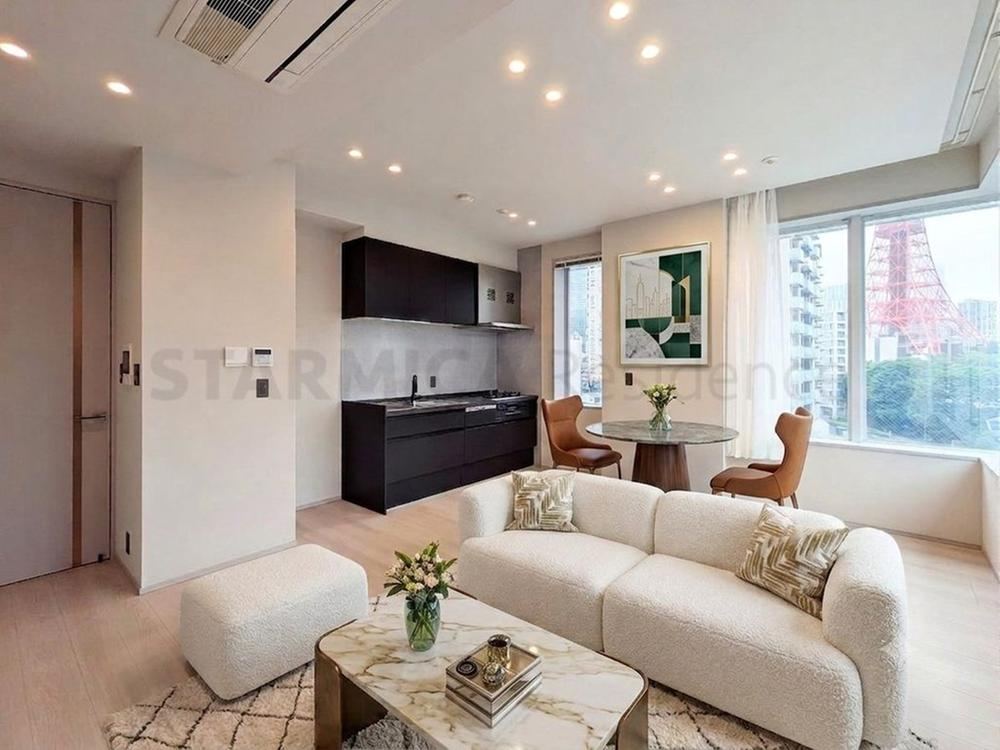 1LDK apartment in Minato Ward, Tokyo - Photo 1