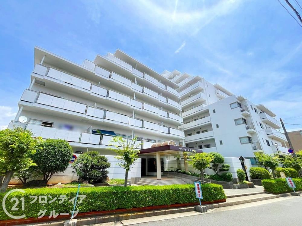 2LDK apartment in Amagasaki, Hyogo - Photo 1