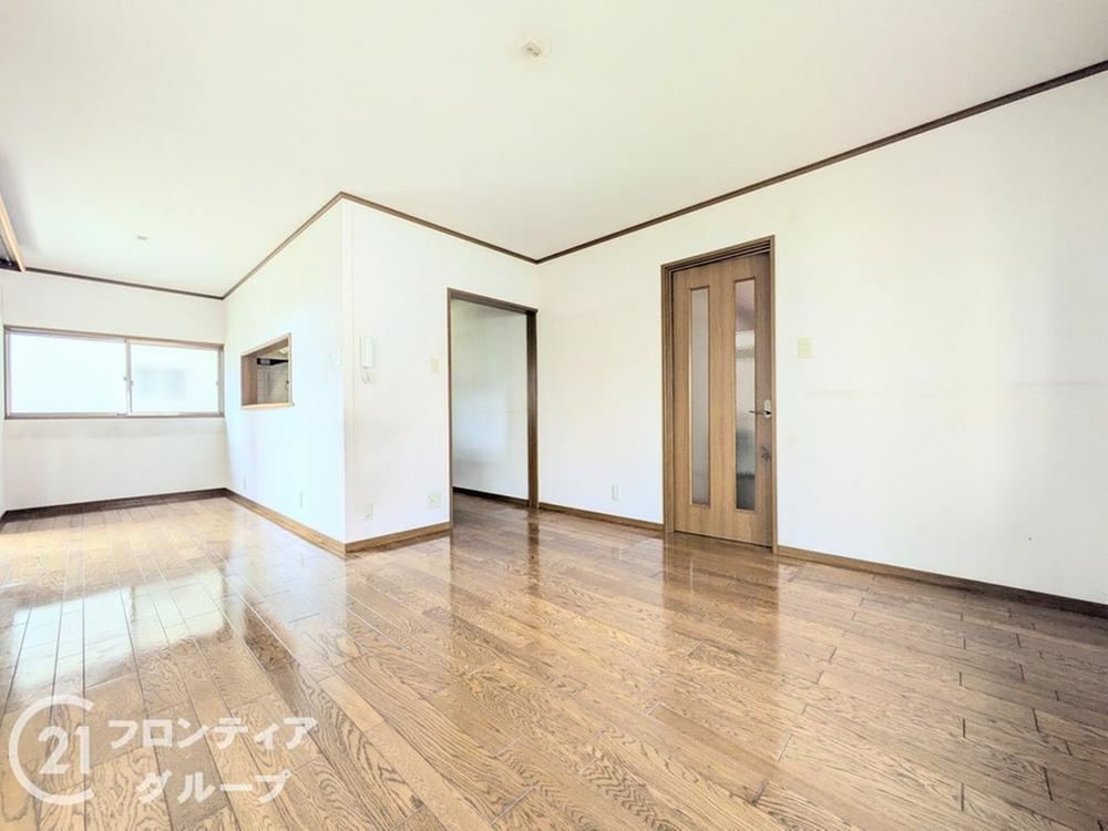 2LDK+S house in Higashinada Ward, Kobe, Hyogo - Photo 1