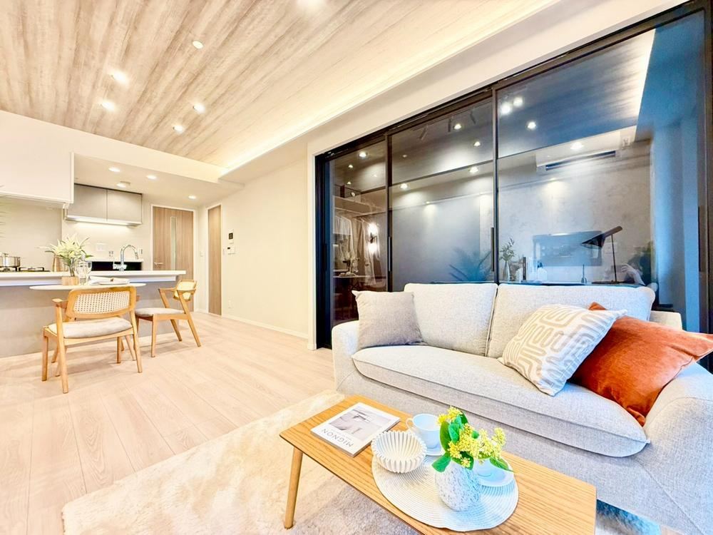 1LDK+S apartment in Shinjuku Ward, Tokyo - Photo 1