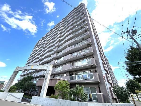 3LDK apartment in Toyohira Ward, Sapporo, Hokkaido - Photo 1
