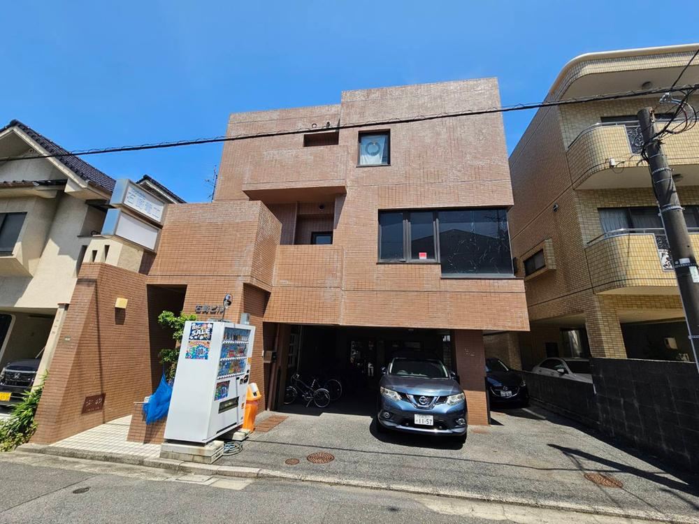 2DK house in Minami Ward, Hiroshima - Photo 1