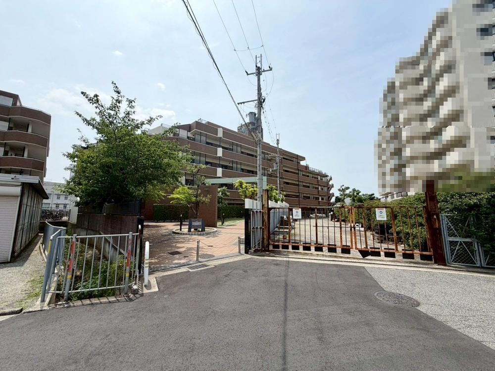 1LDK apartment in Nishi Ward, Sakai, Osaka - Photo 1