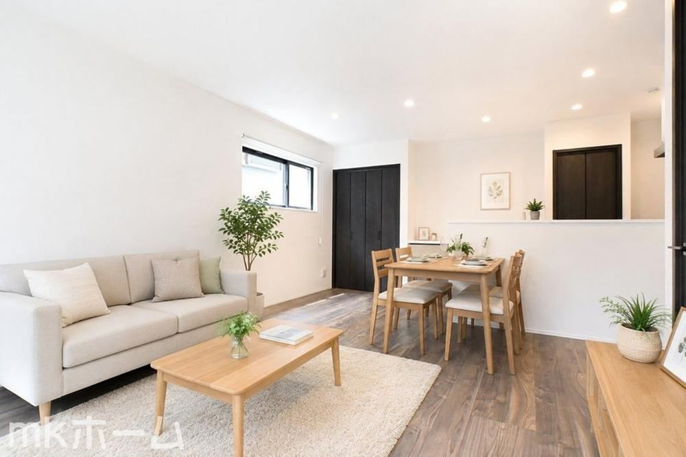 3LDK house in Shiroi, Chiba - Photo 1