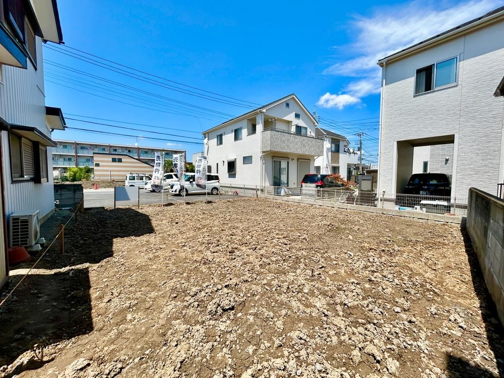 128 m² land in Yoshikawa, Saitama - Photo 1