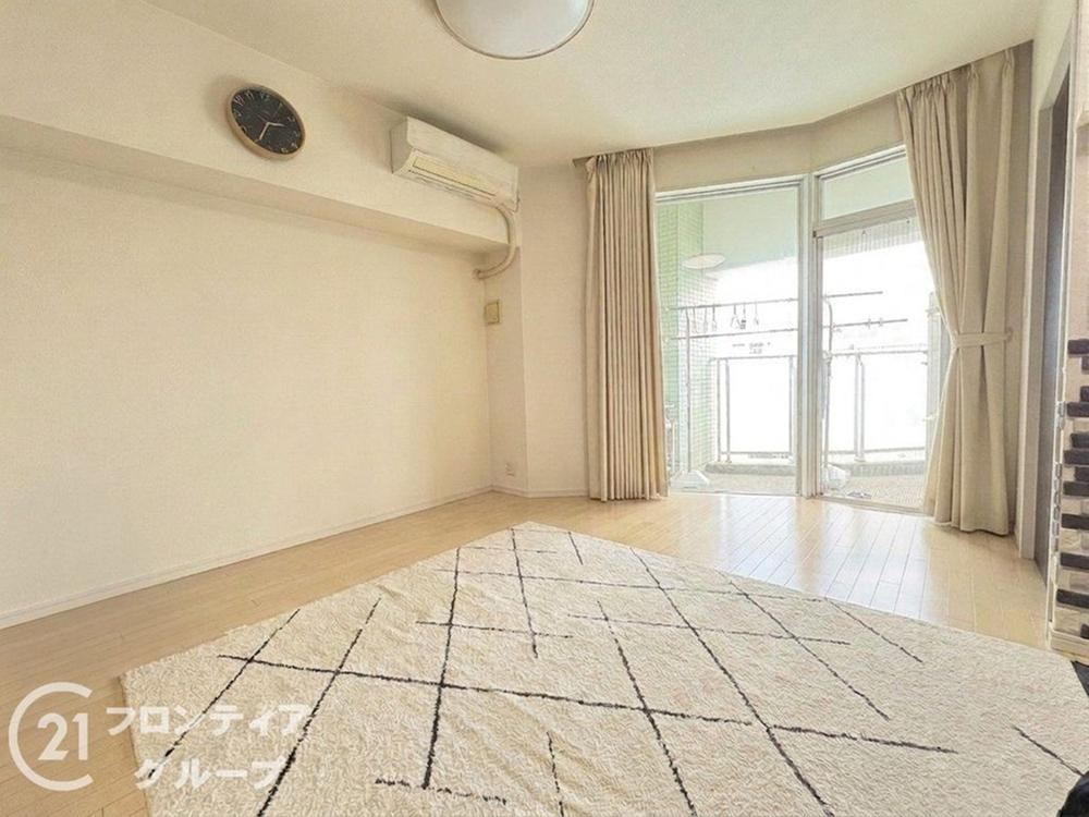 2LDK apartment in Nishi Ward, Sakai, Osaka - Photo 1